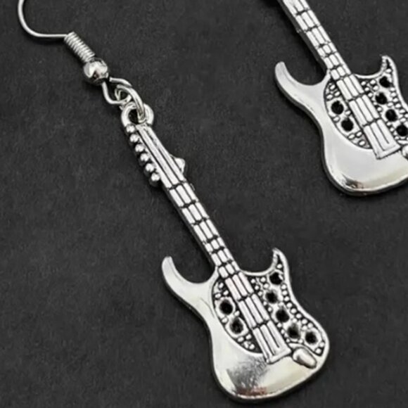 Guitar Design Dangle Earrings - Picture 2 of 3